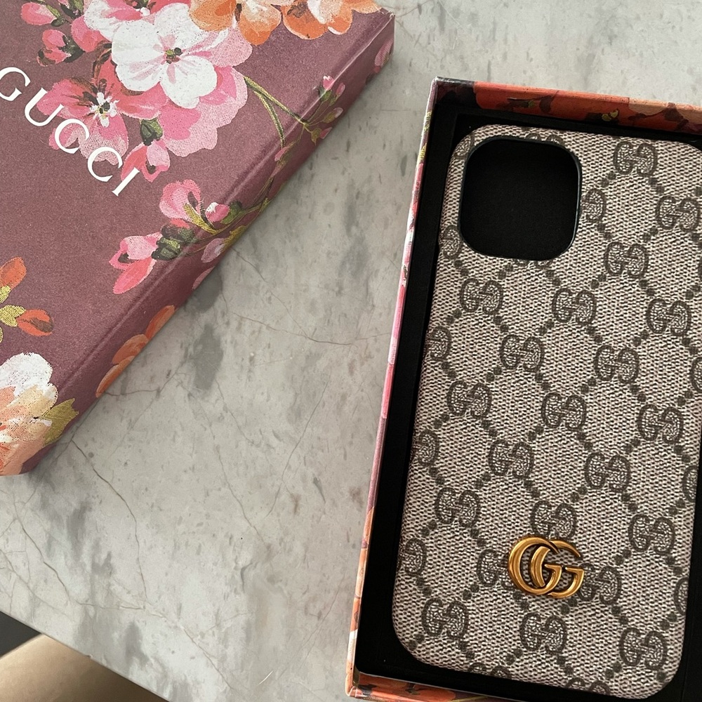 iPhone 12 case